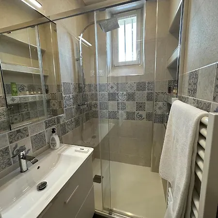 Apartment Grand 2 Pieces